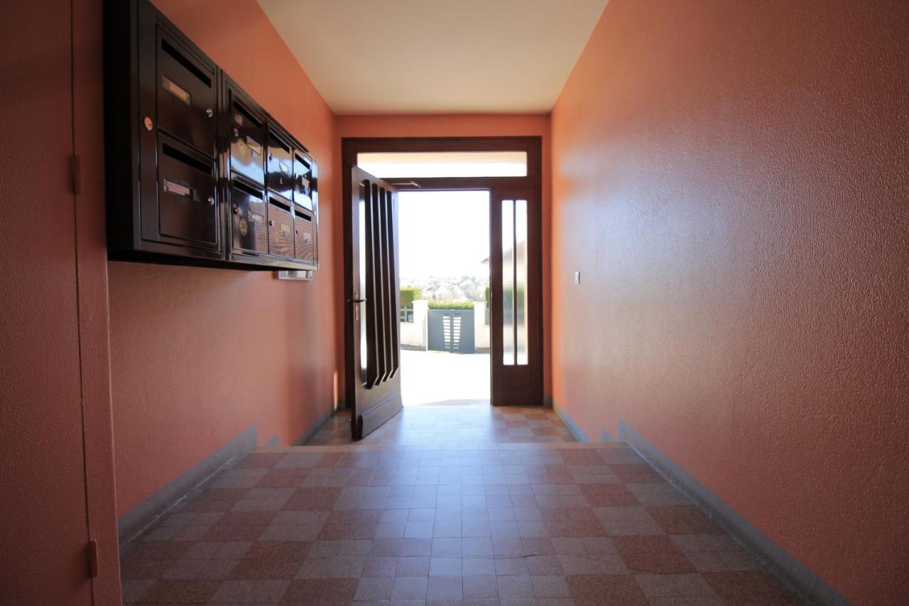 Lacolline-Ponthebert,Com - Appartement Entier Renove -Grand Parking Gratuit, Tout Equipe, Confortable, Netflix Et Amazon Prime Gratuits Et Illimites, Matelas Emma, Lave Linge, Vue Sur La Vallee, Rdc Экстерьер фото